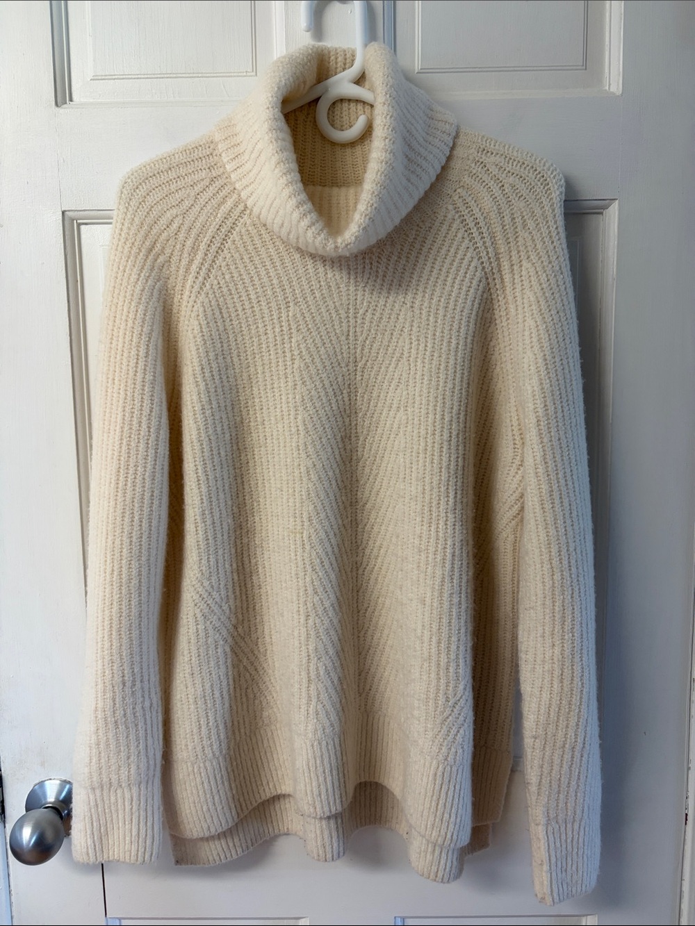 Madewell Mercer Turtleneck Sweater in Coziest Yarn in cream women’s size L